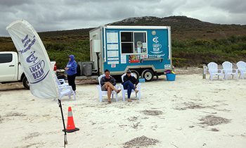 Joanne and Kat at beach cafe